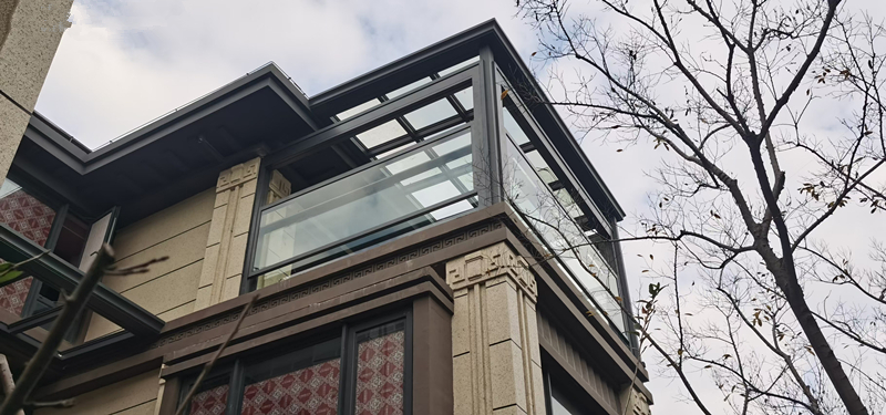 电动阳台升降窗